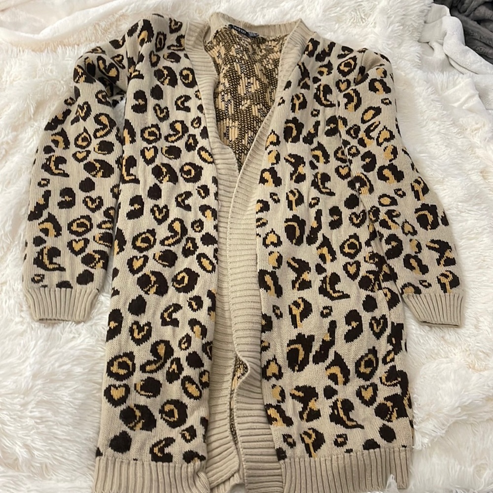 Cardigan brand new.